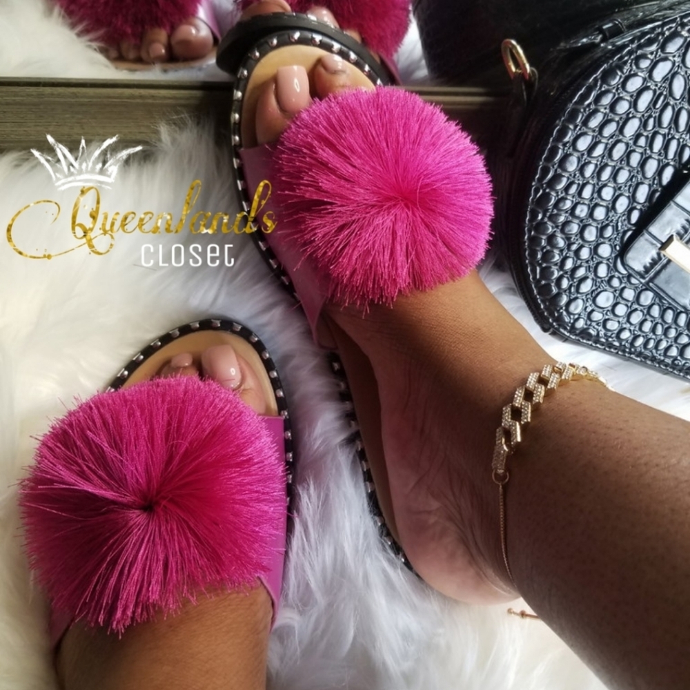 Pom pom sandals read description